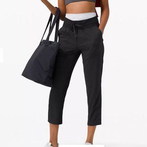 LULULEMON ATHLETICA Black Dance Studio 25" Cropped Pants Size 8